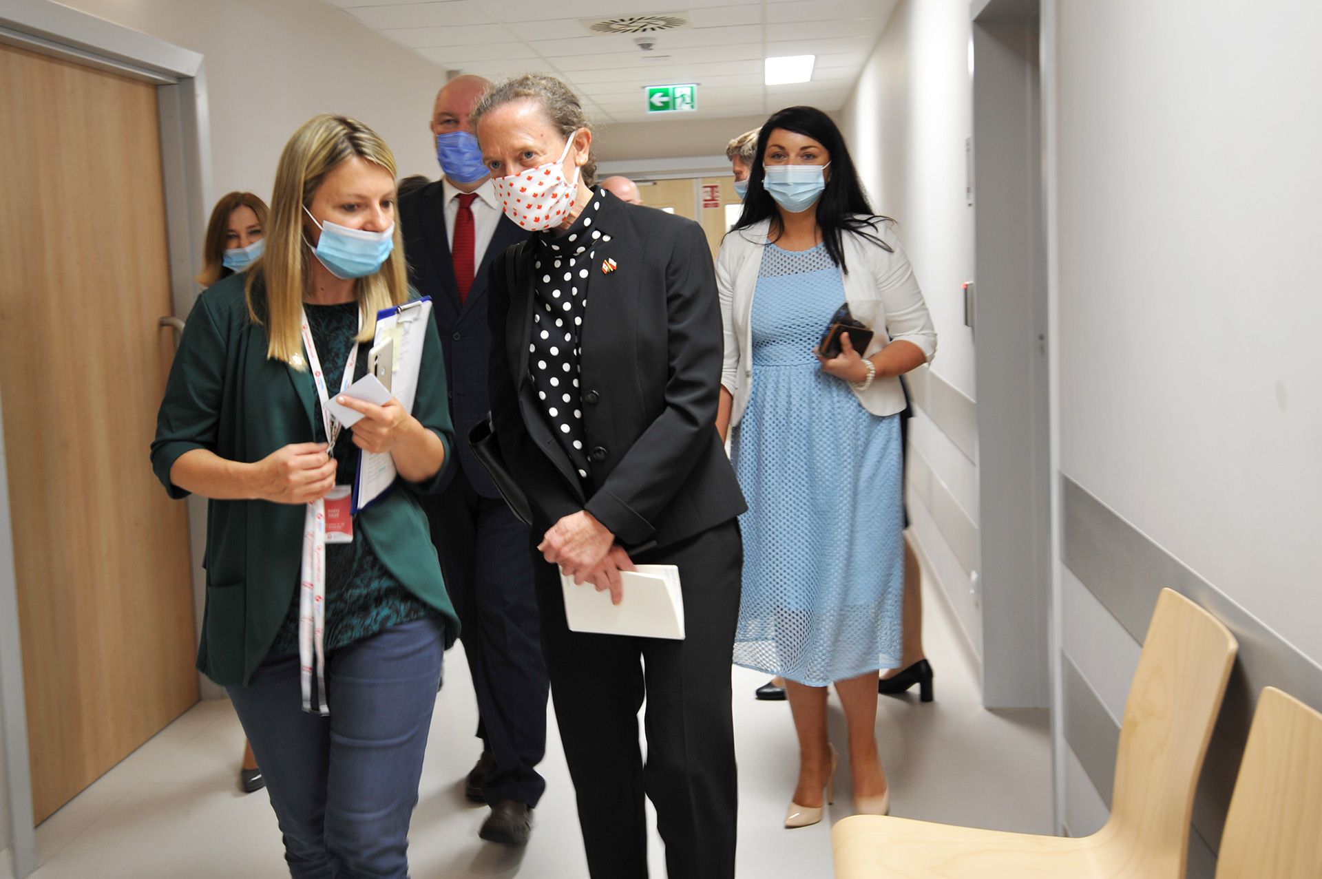 Ambasador Kanady z wizytą w żywieckim szpitalu